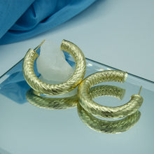 Load image into Gallery viewer, Norah Hoops - KiraaJewel