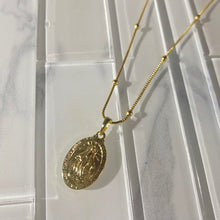 Load image into Gallery viewer, Mary Crystal Necklace - KiraaJewel