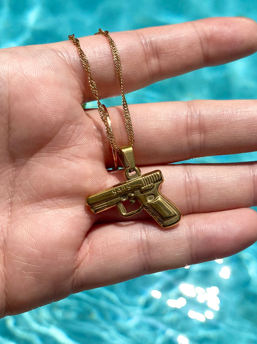 Ellie Gun Necklace - KiraaJewel