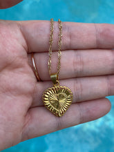 Load image into Gallery viewer, Mia Heart Necklace - KiraaJewel
