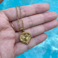 Load image into Gallery viewer, Mia Heart Necklace - KiraaJewel
