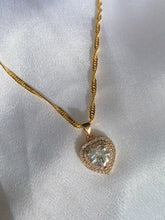 Load image into Gallery viewer, Lola Heart Necklace - KiraaJewel
