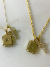 Load image into Gallery viewer, Rosa Initial Necklace - KiraaJewel
