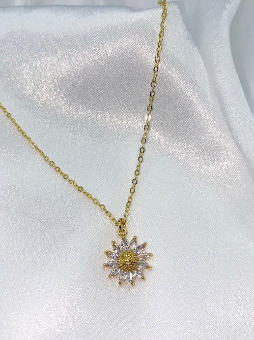 Delilah Sunflower Necklace - KiraaJewel