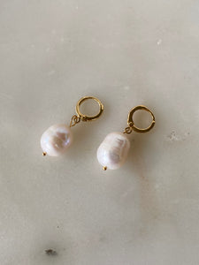 Gisele Pearl Earrings - KiraaJewel