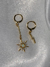 Load image into Gallery viewer, Bella Twin Earrings - KiraaJewel
